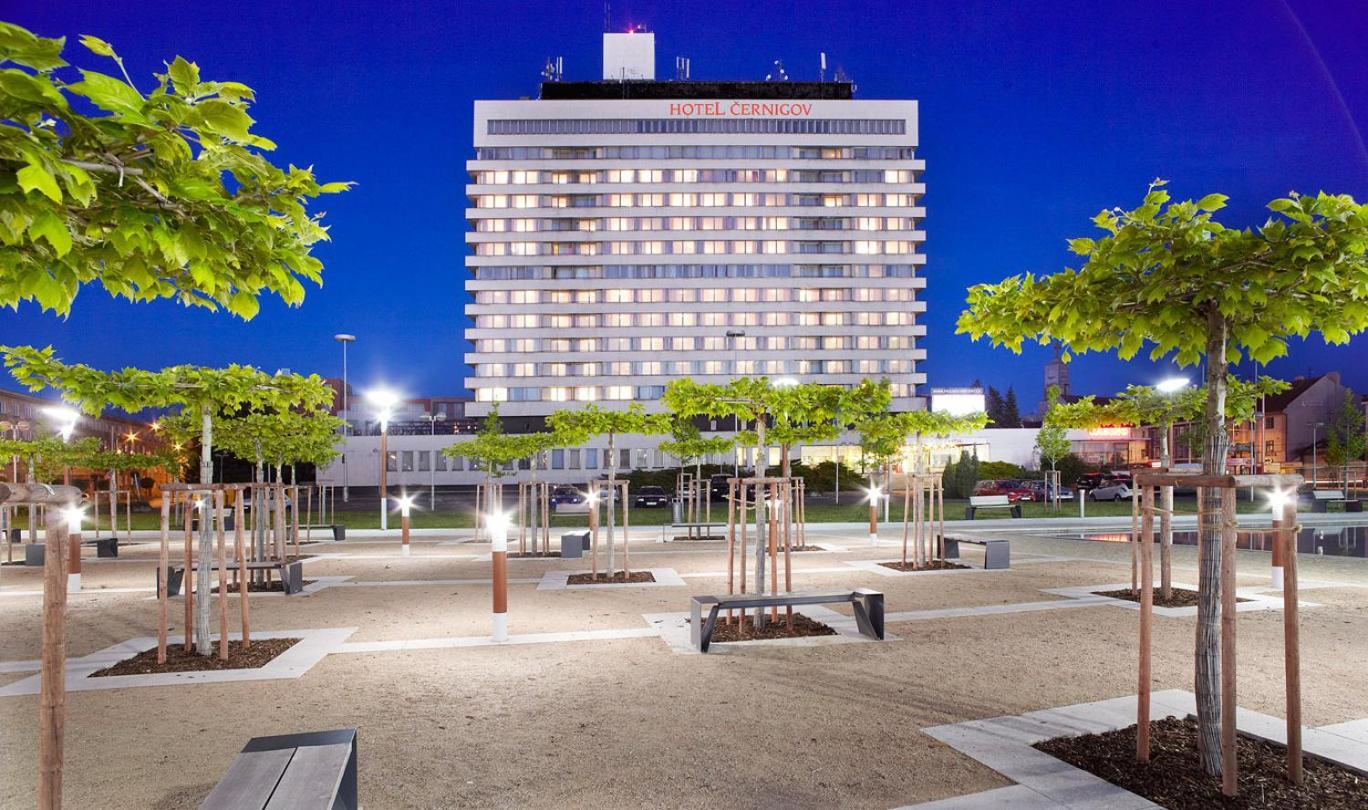 Hotel Cernigov Hradec Králové Exterior foto
