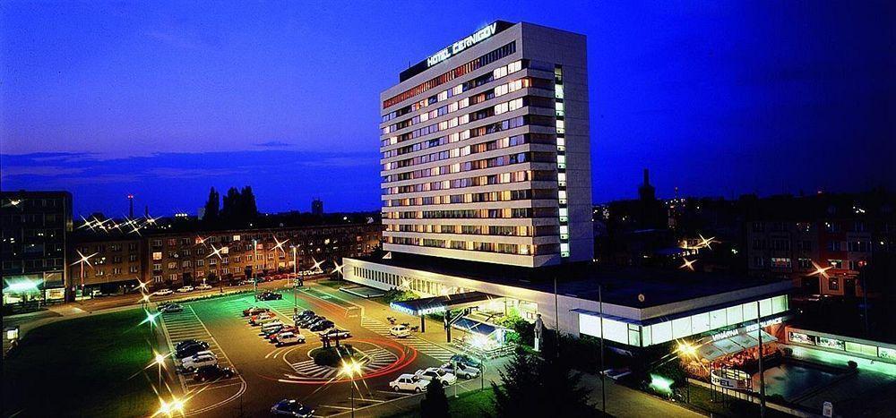 Hotel Cernigov Hradec Králové Exterior foto